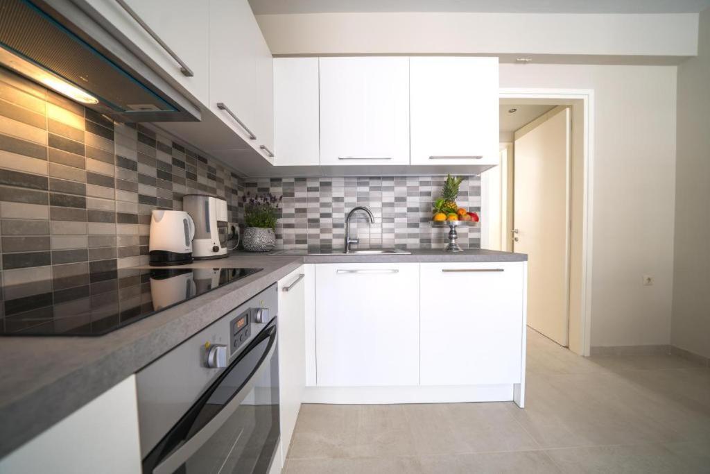 Alma City Center Apartment'S Iraklio Eksteriør billede