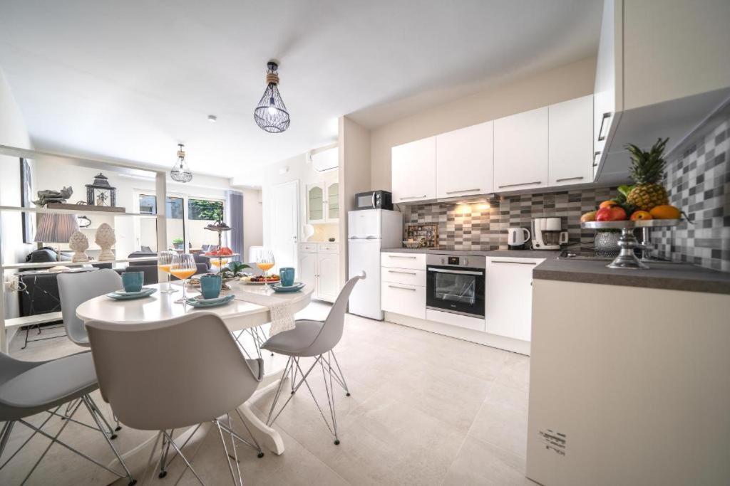 Alma City Center Apartment'S Iraklio Eksteriør billede
